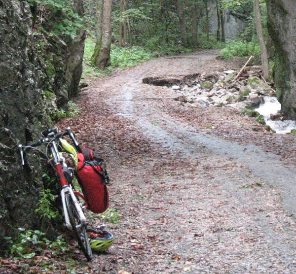 slovakia gorge with bike